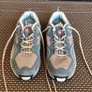 Women’s New Swiss Gear athletic shoe size 8 1/2
